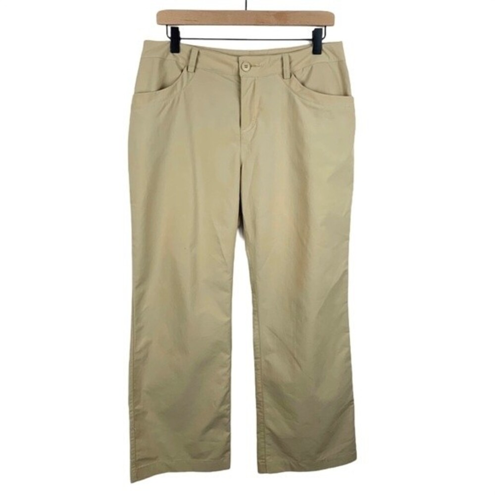 Women’s Patagonia Nylon khaki hiking Pants 10 Tan